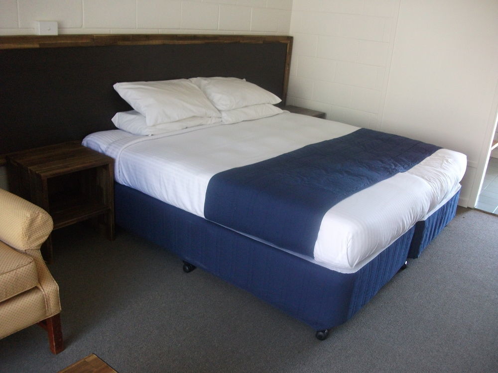 Snow Season Motor Inn Cooma Exterior photo