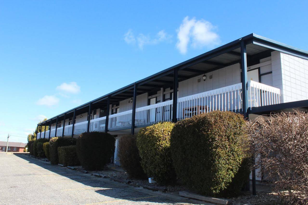 Snow Season Motor Inn Cooma Exterior photo